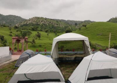 pool side camping in rajsamand